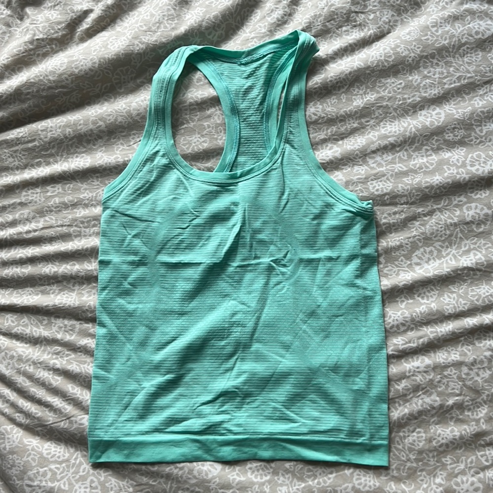 Cropped tank